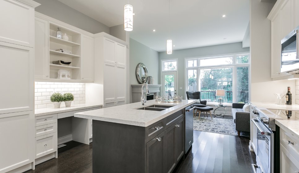 06_East-York-Luxury-Custom-Home-KITCHEN
