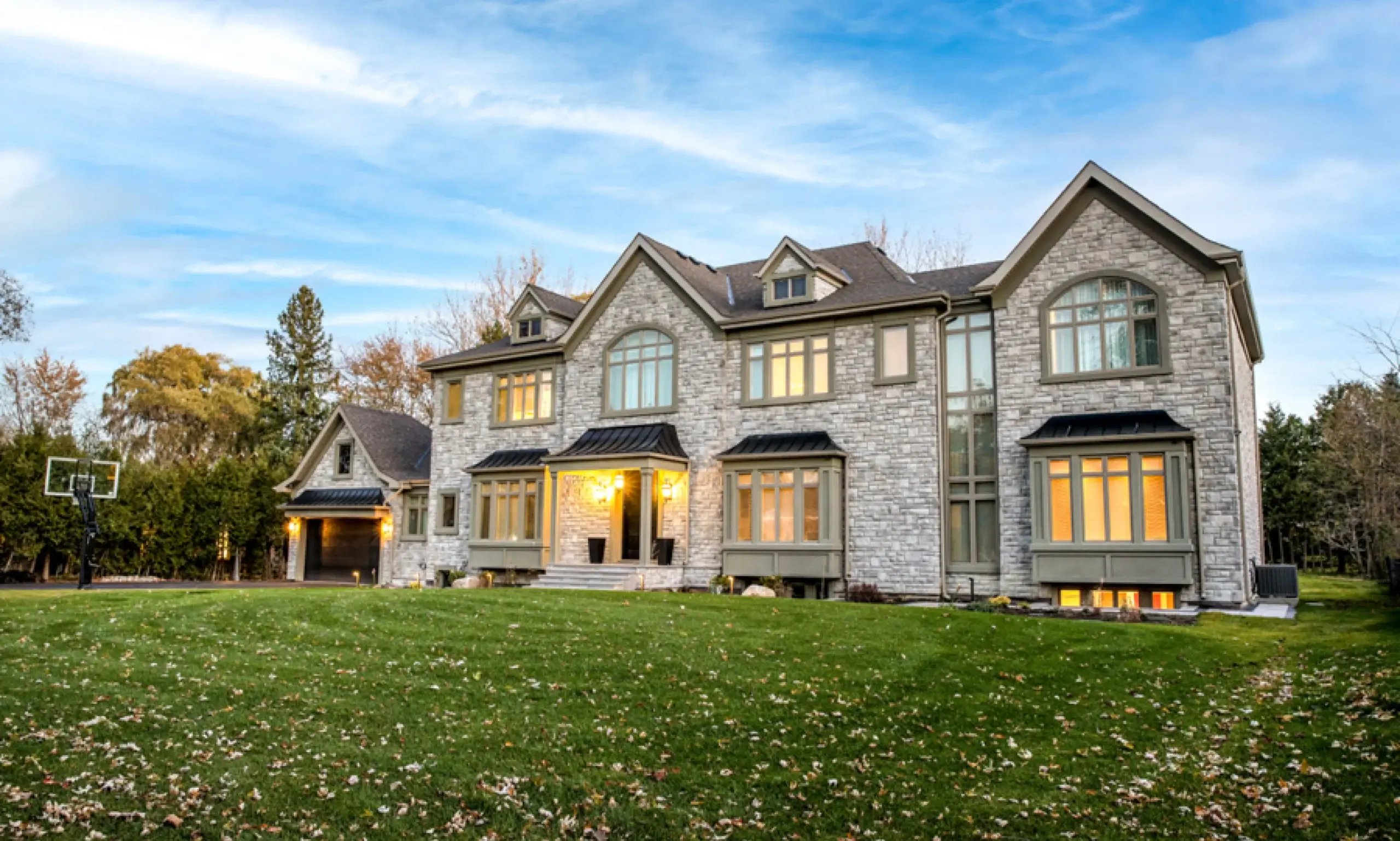 03-feature-The-Crown-Home-Addition-Renovation@3x-scaled