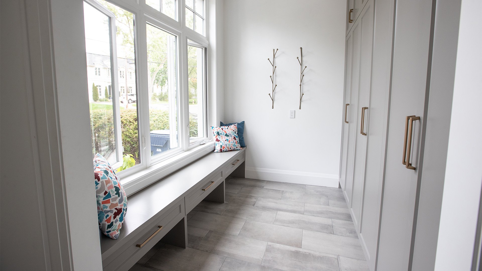 Golden-Bee-Homes_Mudroom_02